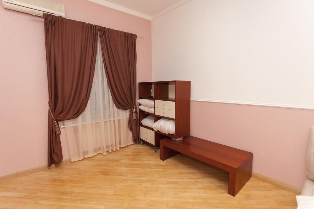 Apartment On Sumskaya No Smoking Kharkov Ngoại thất bức ảnh