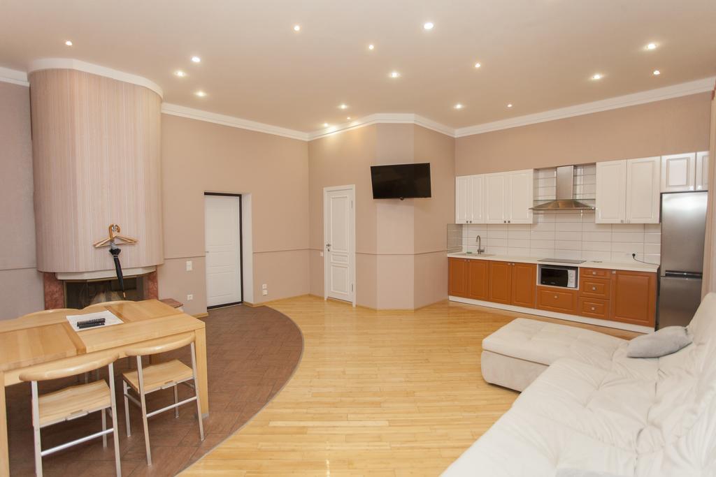 Apartment On Sumskaya No Smoking Kharkov Ngoại thất bức ảnh